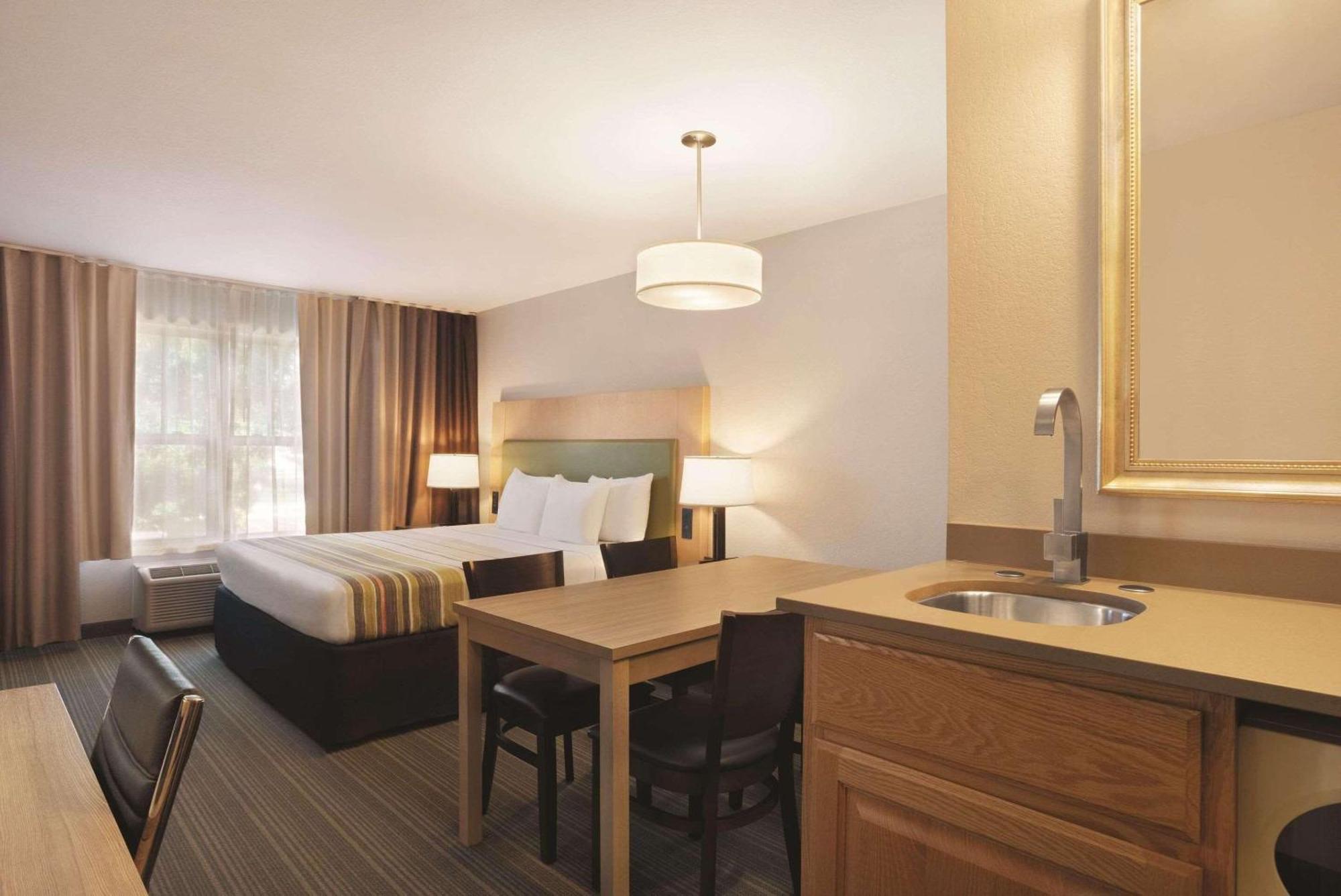Country Inn & Suites By Radisson, Madison Southwest, Wi Fitchburg Esterno foto