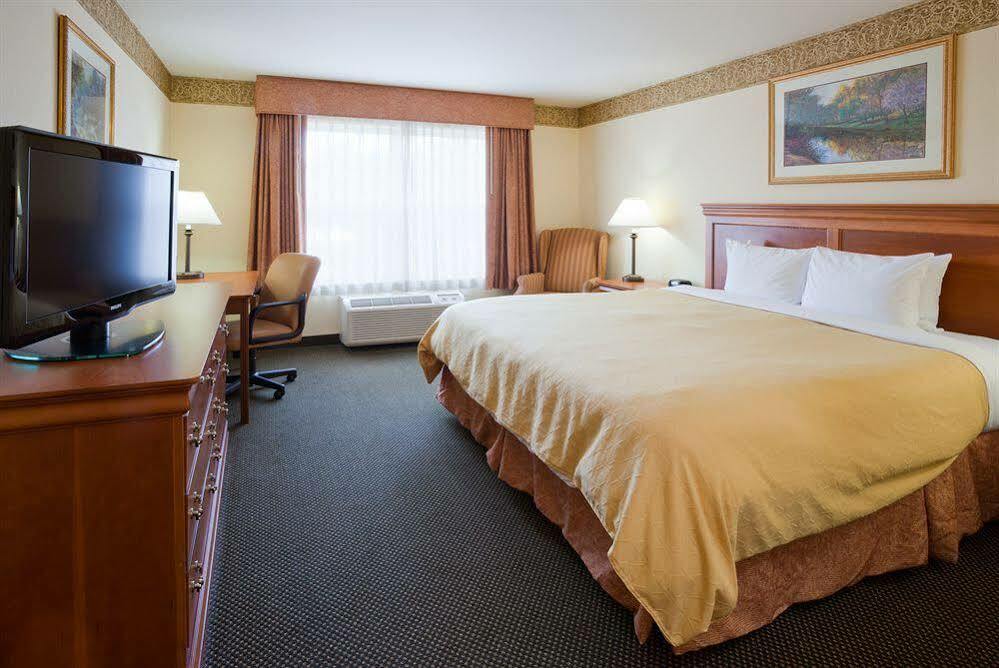 Country Inn & Suites By Radisson, Madison Southwest, Wi Fitchburg Esterno foto